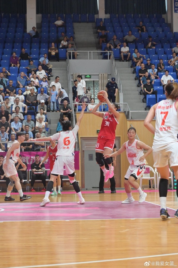 半岛体育APP-全国女篮锦标赛武汉赛区第3日:江苏、武汉继续全胜 合肥迎来首胜