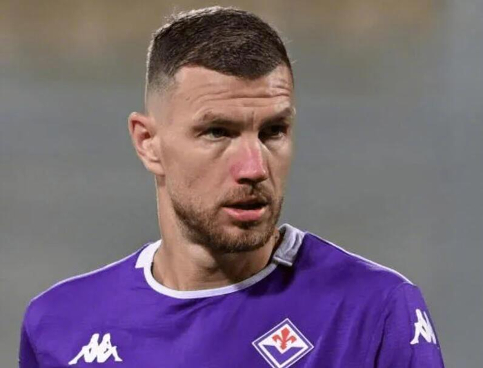 半岛体育注册网址-巴黎FC接触波黑前锋哲科补强锋线|罗马|国际米兰|曼城|中锋|佛罗伦萨_新浪体育_新浪新闻